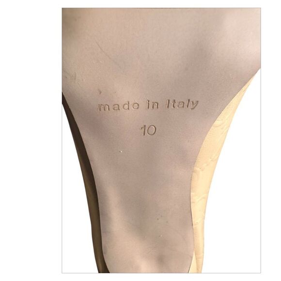 Valentino Clara Logo Pump Size 10 New - Picture 9 of 9